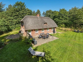 Holiday Home Alkil - 1-7km from the sea by Interhome